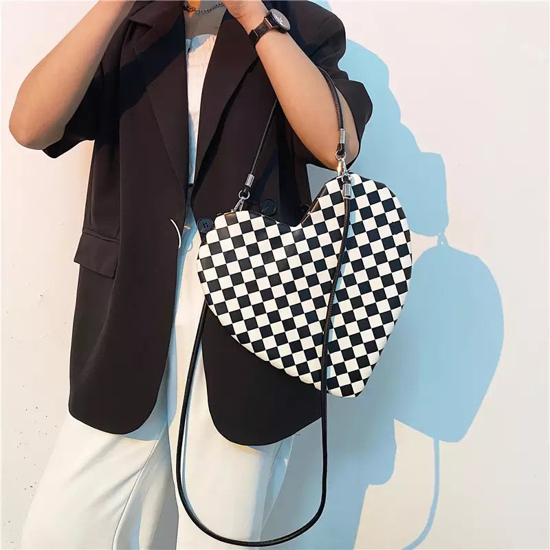 Checkered Heart Shoulder Handbag