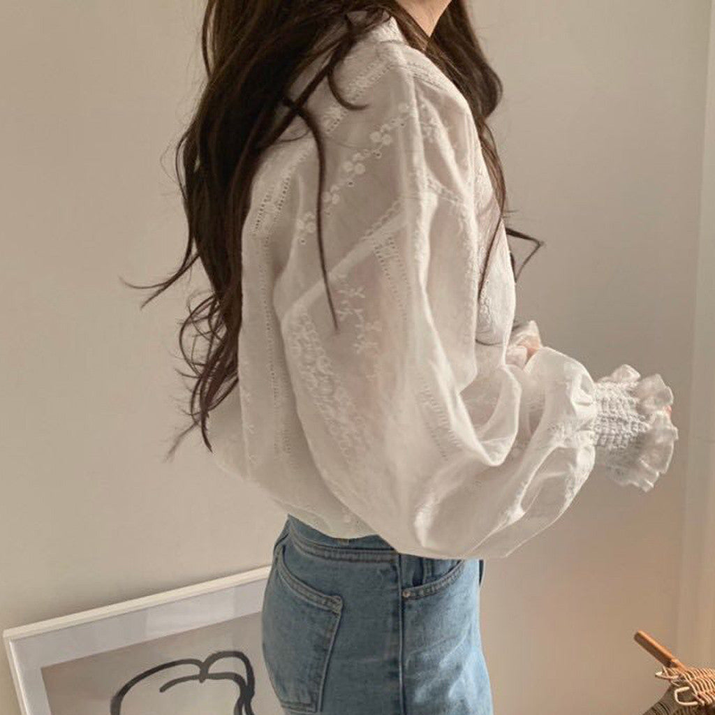 Embroidery Linen Puff Blouse